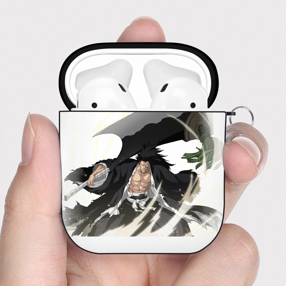 （画像用） ブリーチ ざらき けんぱち BLEACH Zaraki Kenpachi AirPods 第2世代保護ケース ハードシェル ブラック 耐衝撃・防指紋・カラビナ付き