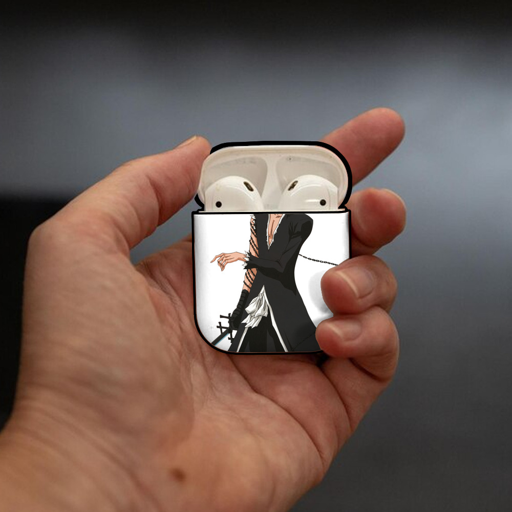 ブリーチ 黒崎一護（くろさき いちご）BLEACH Kurosaki Ichigo AirPods 第2世代保護ケース ハードシェル ブラック 耐衝撃・防指紋・カラビナ付き