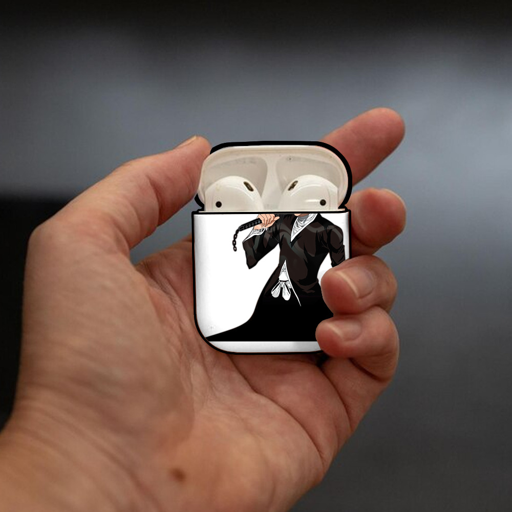 ブリーチ 黒崎一護（くろさき いちご）BLEACH Kurosaki Ichigo AirPods 第2世代保護ケース ハードシェル ブラック 耐衝撃・防指紋・カラビナ付き