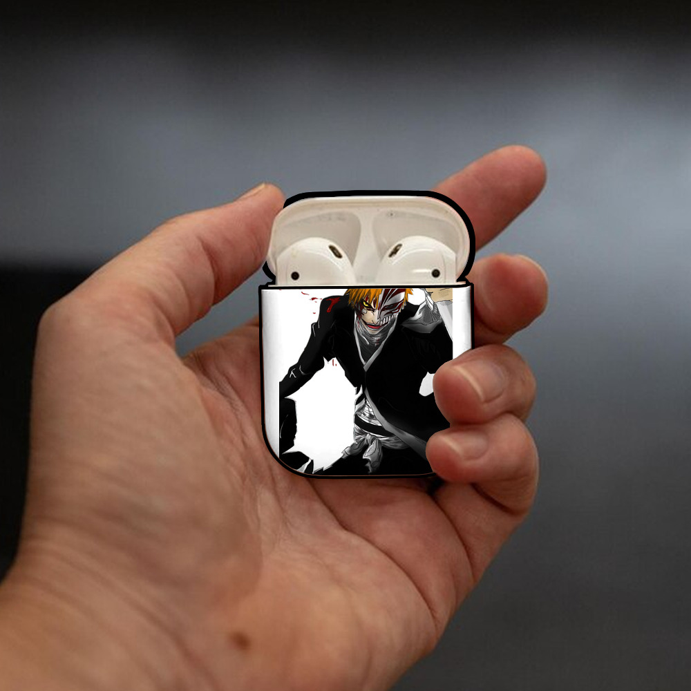 ブリーチ 黒崎一護（くろさき いちご）BLEACH Kurosaki Ichigo AirPods 第2世代保護ケース ハードシェル ブラック 耐衝撃・防指紋・カラビナ付き
