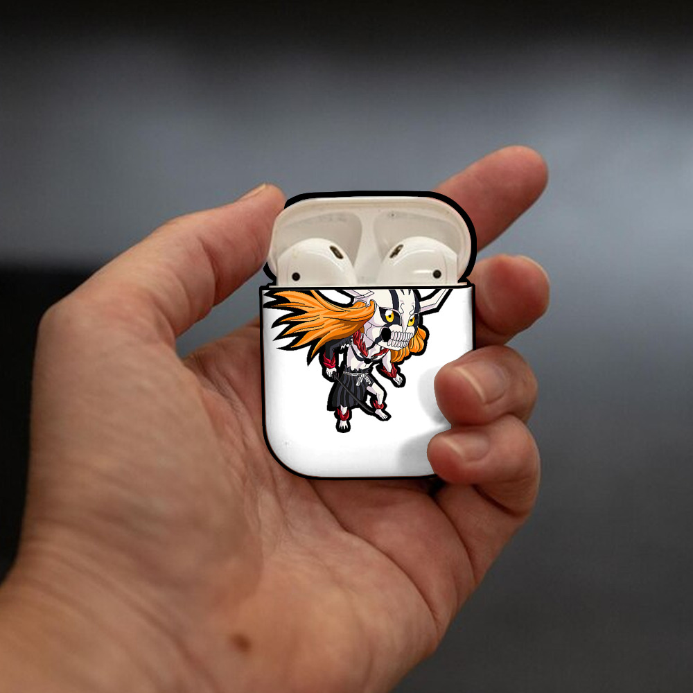 ブリーチ 黒崎一護（くろさき いちご）BLEACH Kurosaki Ichigo AirPods 第2世代保護ケース ハードシェル ブラック 耐衝撃・防指紋・カラビナ付き