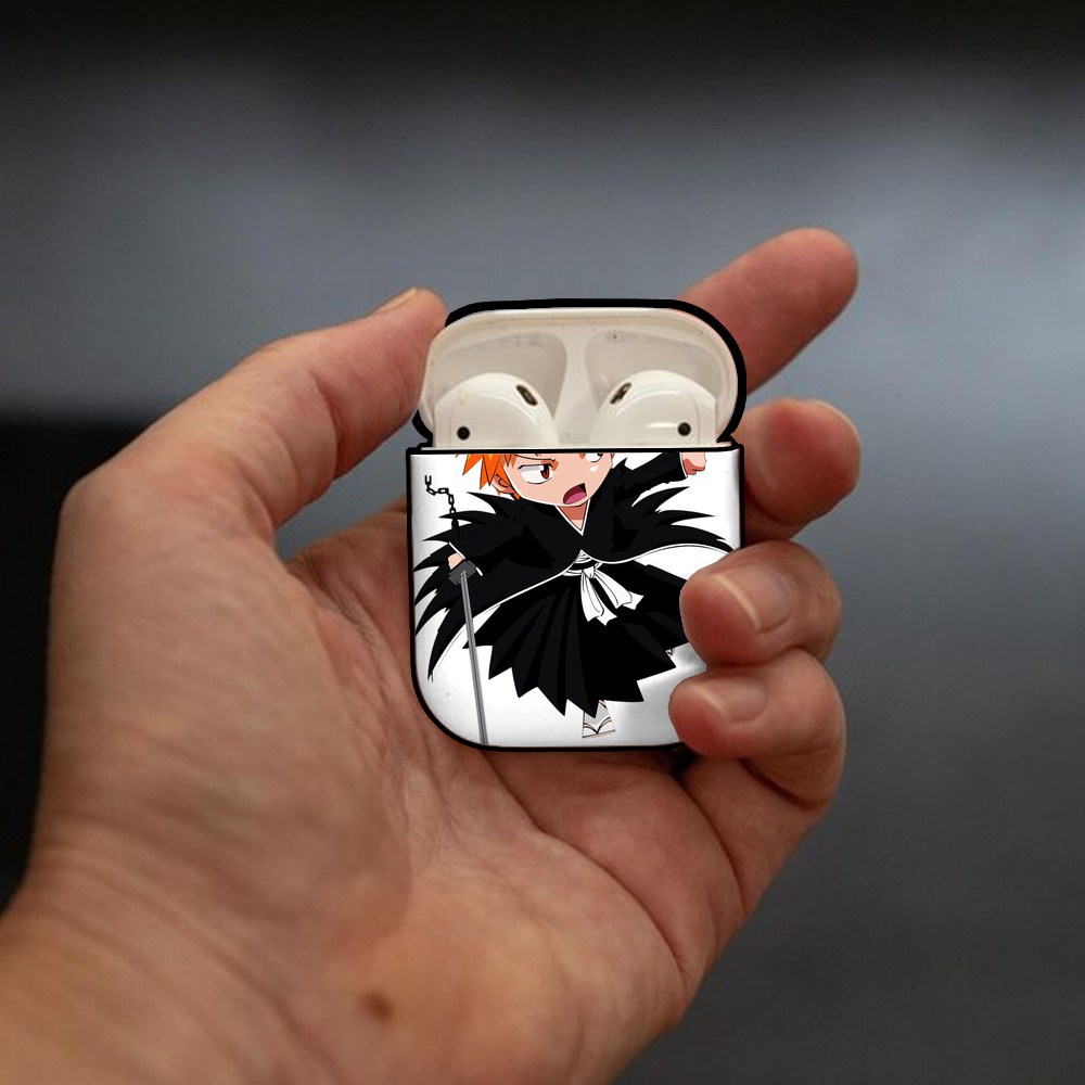 ブリーチ 黒崎一護（くろさき いちご）BLEACH Kurosaki Ichigo AirPods 第2世代保護ケース ハードシェル ブラック 耐衝撃・防指紋・カラビナ付き