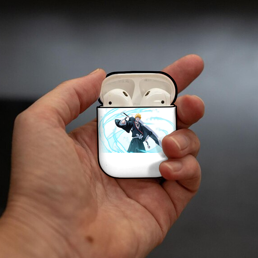 ブリーチ 黒崎一護（くろさき いちご）BLEACH Kurosaki Ichigo AirPods 第2世代保護ケース ハードシェル ブラック 耐衝撃・防指紋・カラビナ付き