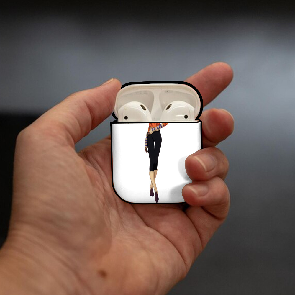 ブリーチ 四楓院 夜一（しほういん よるいち） BLEACH Shihouin Yoruichi AirPods 第2世代保護ケース ハードシェル ブラック 耐衝撃・防指紋・カラビナ付き