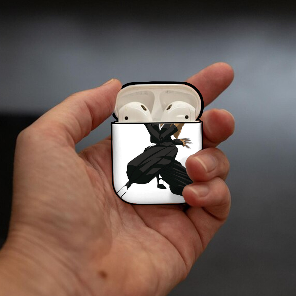ブリーチ 四楓院 夜一（しほういん よるいち） BLEACH Shihouin Yoruichi AirPods 第2世代保護ケース ハードシェル ブラック 耐衝撃・防指紋・カラビナ付き