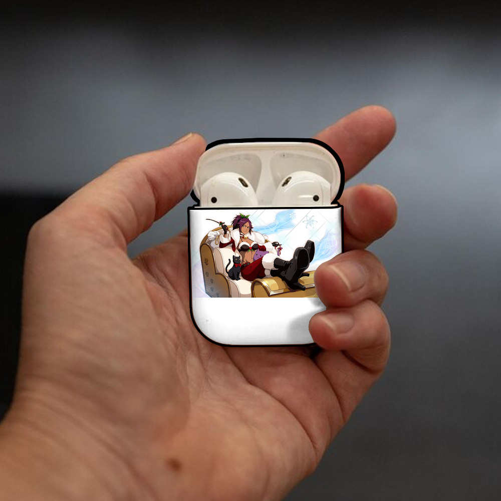 ブリーチ 四楓院 夜一（しほういん よるいち） BLEACH Shihouin Yoruichi AirPods 第2世代保護ケース ハードシェル ブラック 耐衝撃・防指紋・カラビナ付き