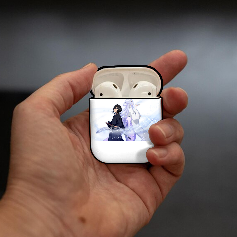 ブリーチ 朽木ルキア BLEACH Kuchiki Rukia AirPods 第2世代保護ケース ハードシェル ブラック 耐衝撃・防指紋・カラビナ付き